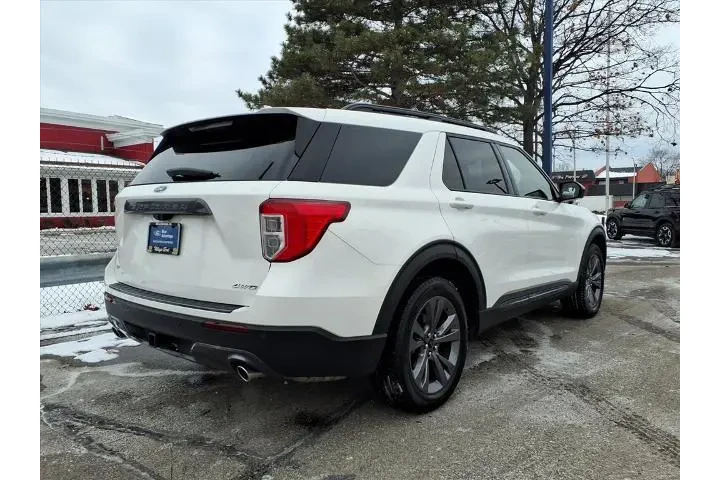 $29580 : Ford Explorer 2022 AWD XLT 4 image 6