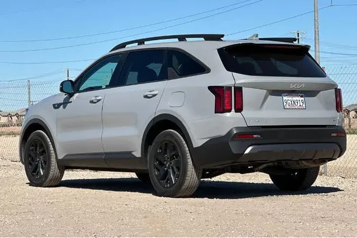 $28777 : Kia Sorento 2023 AWD X-Line image 7