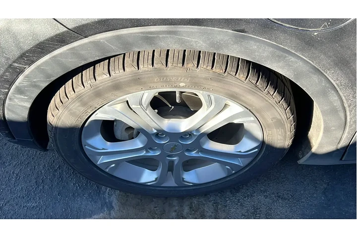 $13984 : Chevrolet Bolt EV 2021 LT 4d image 2