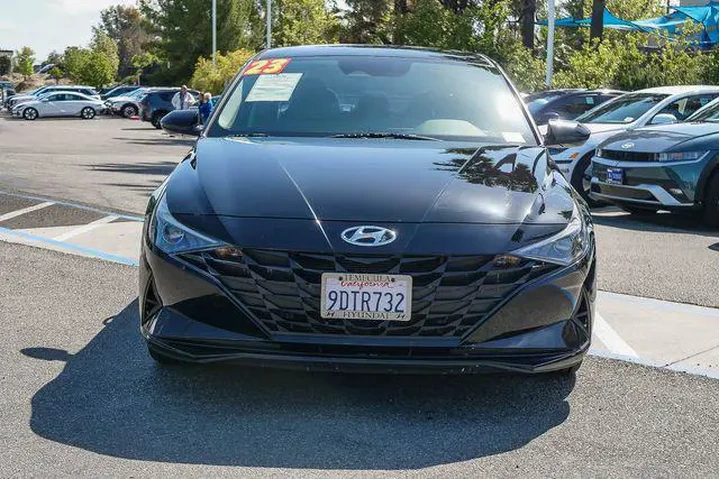 $21000 : Hyundai ELANTRA Hybrid 2023 image 2