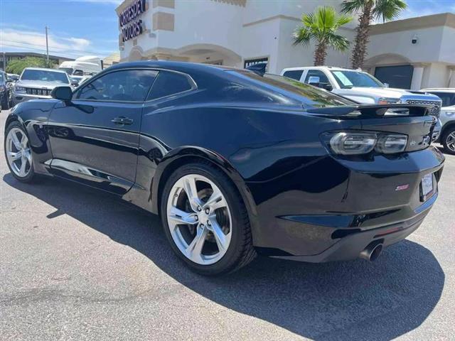 $45995 : Pre-Owned 2019 Camaro SS Coup image 4