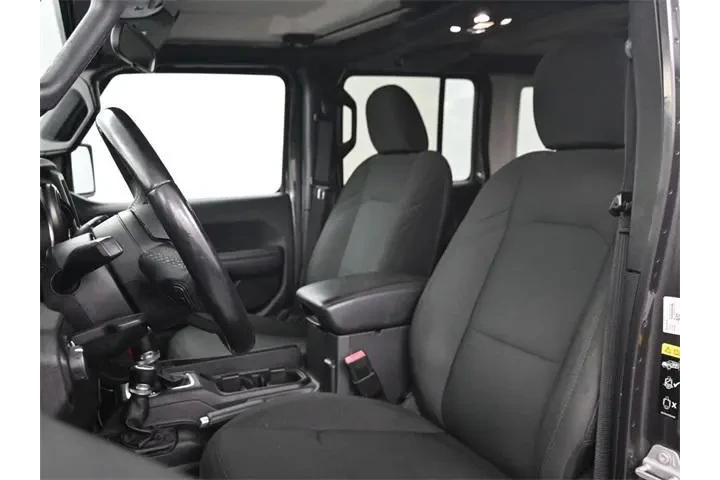 $24212 : Jeep Wrangler Unlimited 2020 image 6