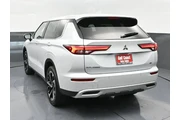 Mitsubishi Outlander 2023 SE thumbnail