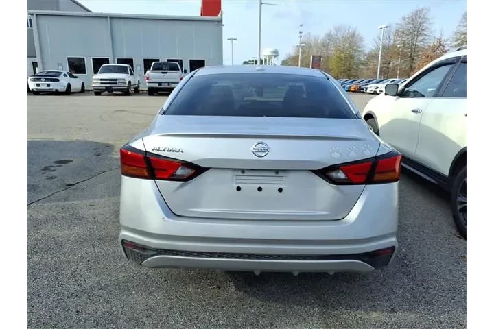$8950 : Nissan Altima 2019 2.5 S 4dr image 3