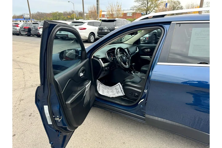 $12980 : 2018 Cherokee Latitude Plus F image 8