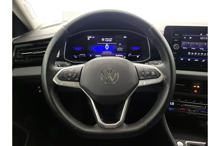 $21998 : Volkswagen Jetta 2025 SE 4dr image 10