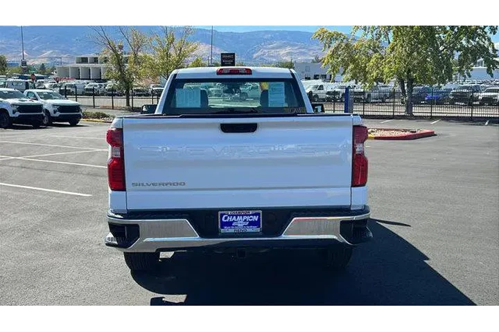 $28984 : Chevrolet Silverado 1500 202 image 6