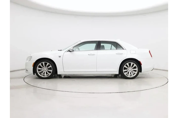 $29998 : Chrysler 300 2019 C 4dr Seda image 3