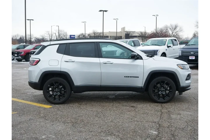$24990 : Jeep Compass 2025 4x4 Latitu image 6