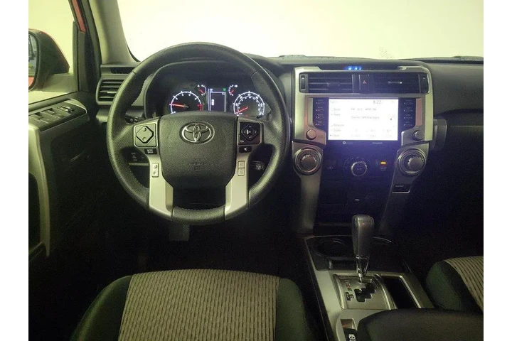 $32998 : Toyota 4Runner 2023 4x2 SR5 image 10
