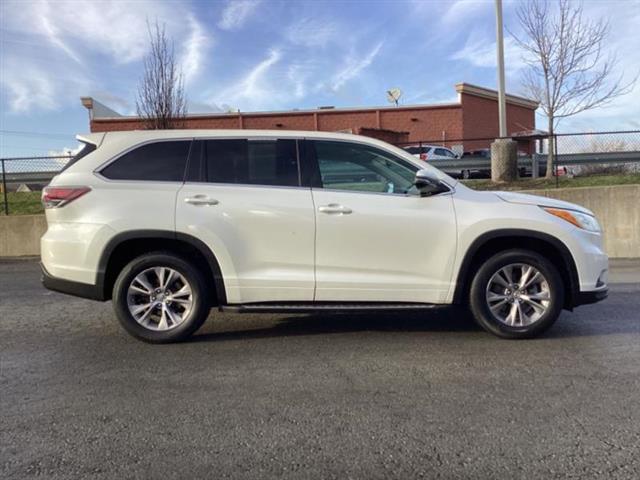 2014 Highlander image 4