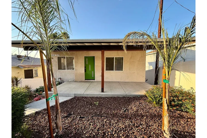 $1500 : Adam erah rental services image 8
