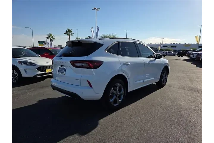 $24500 : Ford Escape 2023 AWD ST-Line image 8