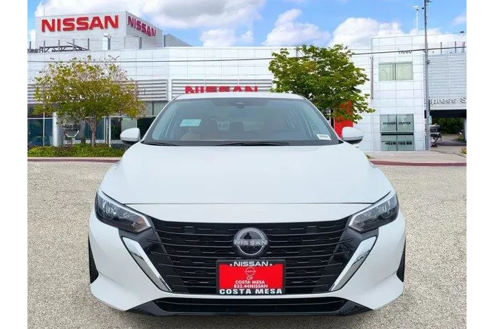 $23815 : Nissan Sentra 2025 SV 4dr Se image 9