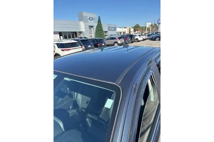 $32360 : GMC Canyon 2022 4x4 Denali 4 image 9