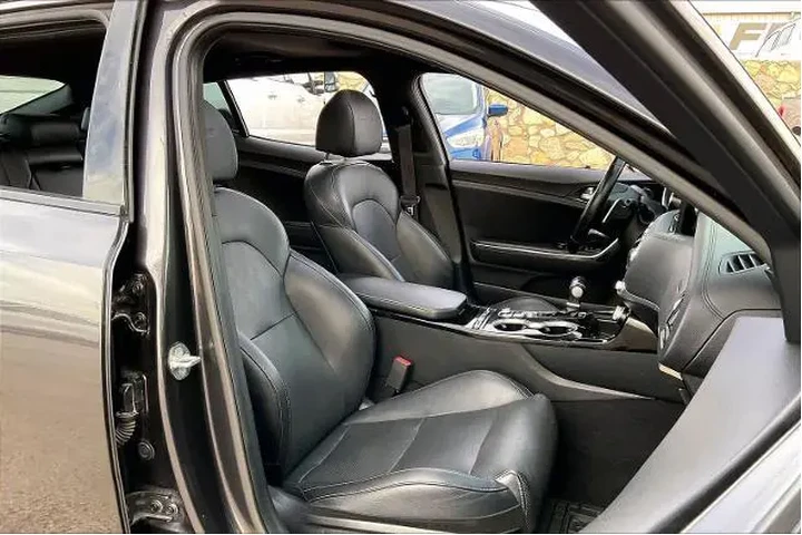 $25491 : Kia Stinger 2022 GT-Line 4dr image 8