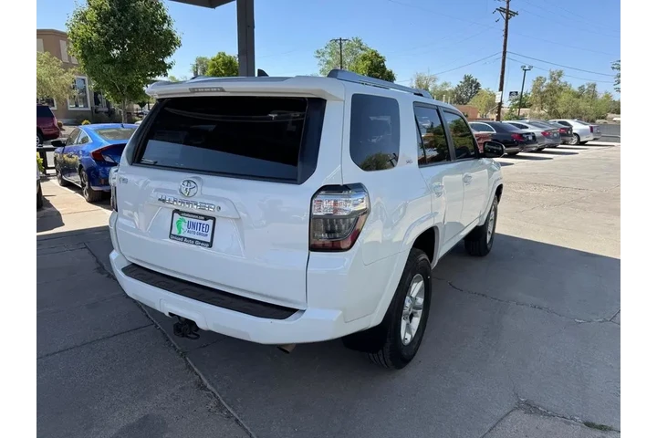 2016 4Runner SR5 4WD image 5
