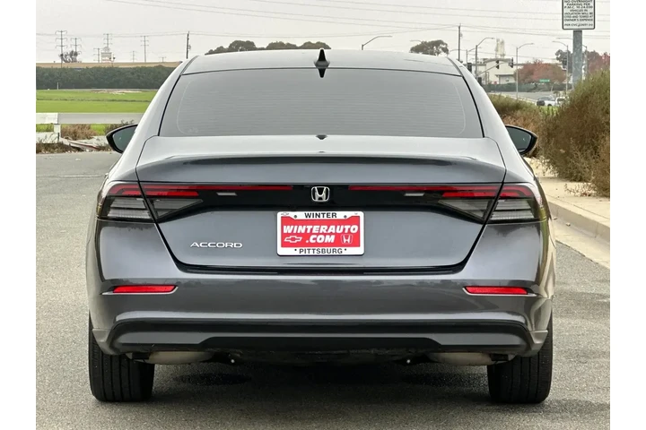 $28321 : Honda Accord 2023 EX 4dr Sed image 5