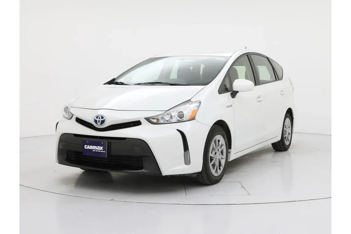 $21998 : Toyota Prius v 2015 Four 4dr image 4