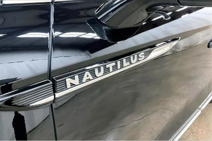 $39900 : Lincoln Nautilus 2023 AWD Re image 8