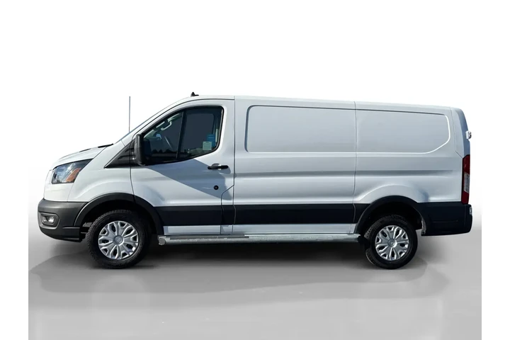 $34993 : Ford Transit 2024 250 3dr SW image 2