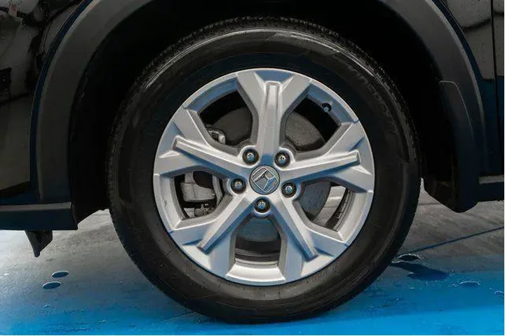 $25684 : Honda HR-V 2024 AWD LX 4dr C image 2