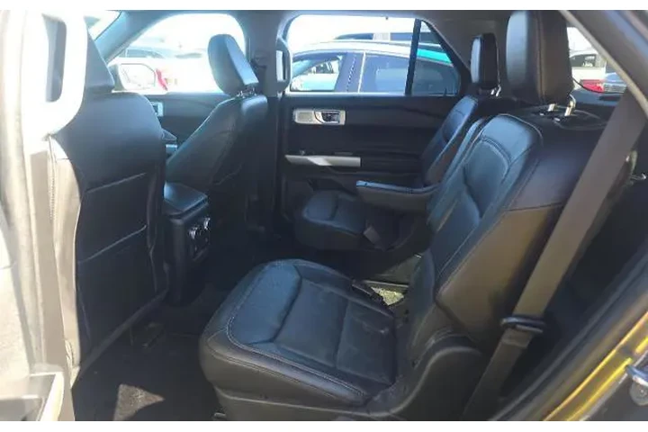 $30981 : Ford Explorer 2022 Limited 4 image 9