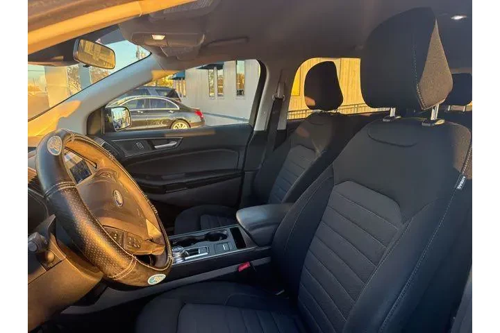 $18594 : Ford Edge 2022 AWD SE 4dr Cr image 6