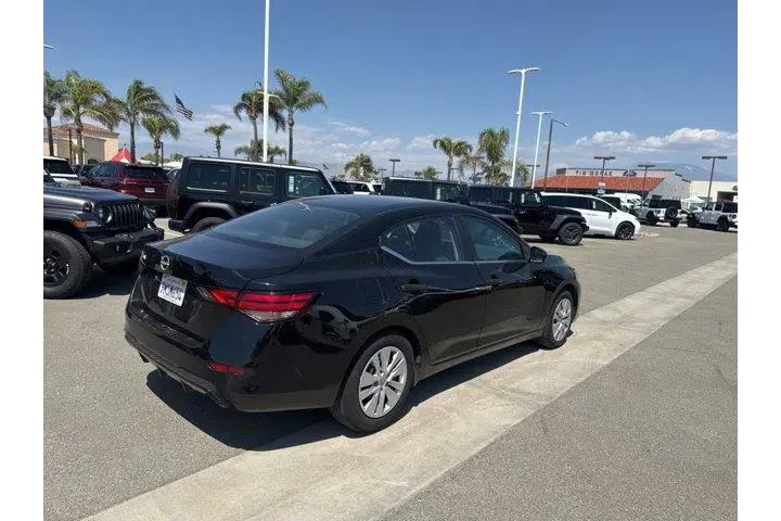 $18983 : Nissan Sentra 2024 S 4dr Sed image 8