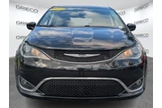 $14197 : Chrysler Pacifica 2019 Touri thumbnail