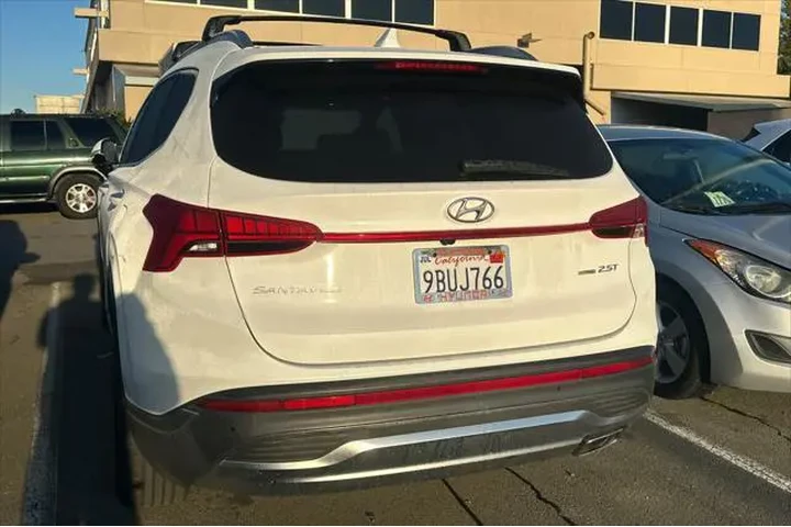 $29990 : Hyundai SANTA FE 2022 AWD Li image 4