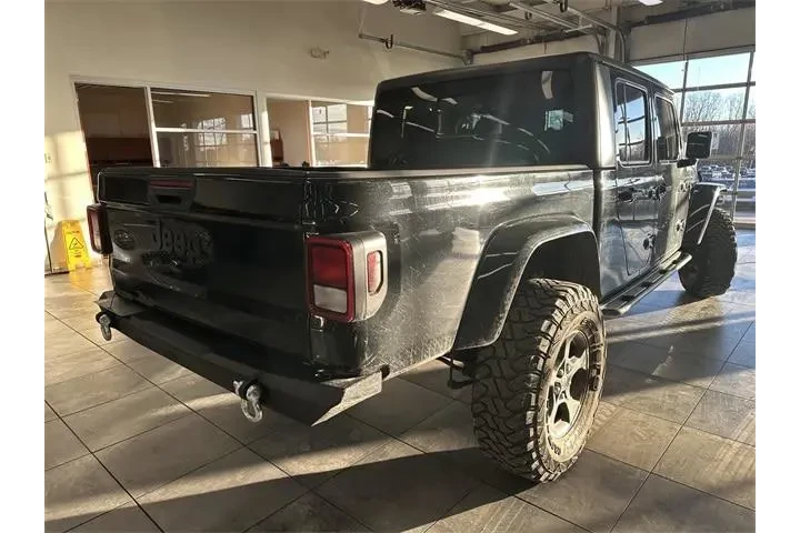 $23000 : Jeep Gladiator 2020 4x4 Spor image 9