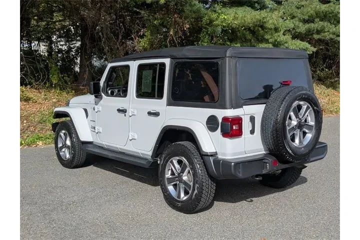 $31999 : Jeep Wrangler Unlimited 2022 image 8