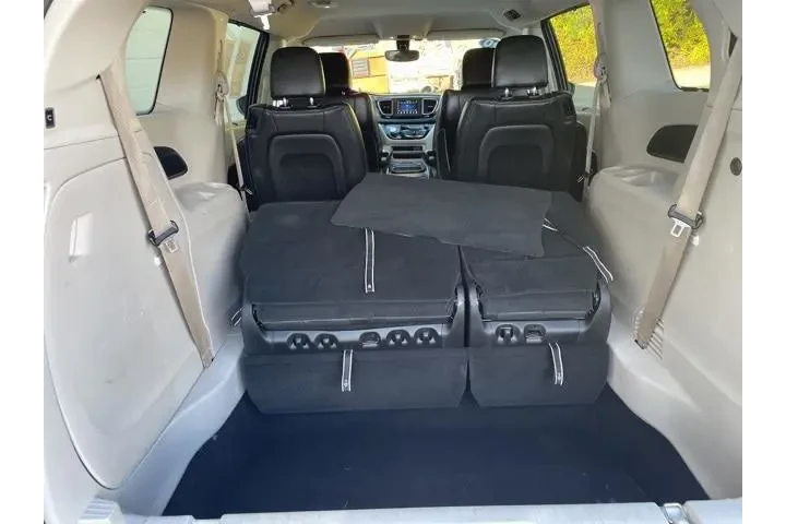 $16150 : Chrysler Pacifica 2020 Touri image 8