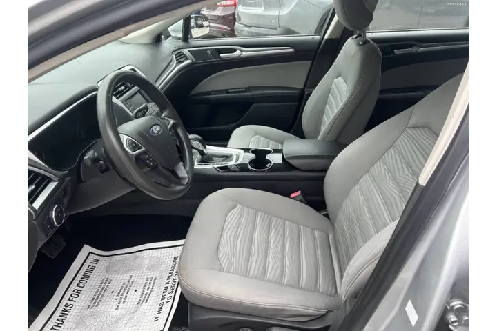 $9900 : 2016 Fusion S image 3