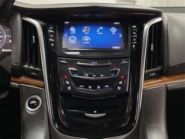 $18999 : Pre-Owned 2015 Escalade ESV L image 9