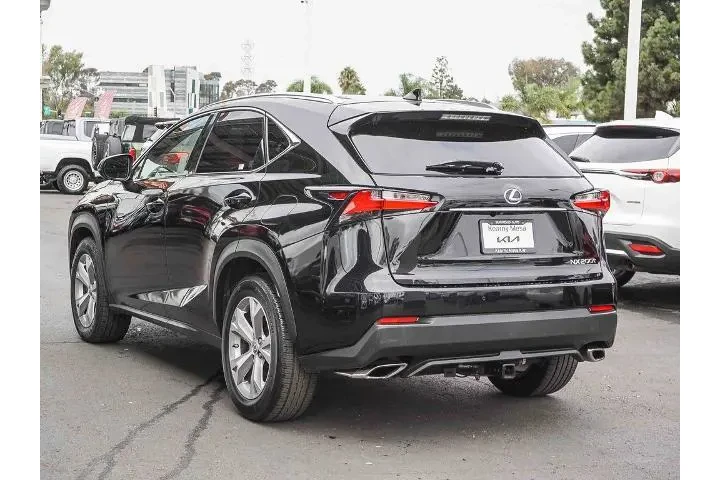 $17813 : Lexus NX 200t 2017 4dr Cross image 6