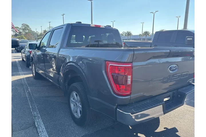 $31000 : Ford F-150 2023 4x2 XLT 4dr image 4