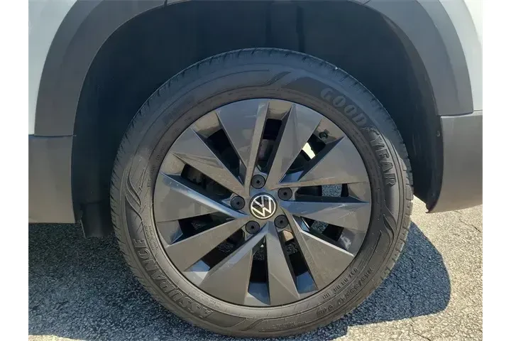 $17691 : Volkswagen Taos 2022 S 4dr S image 7