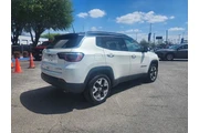 $15497 : Jeep Compass 2019 4X4 High A thumbnail