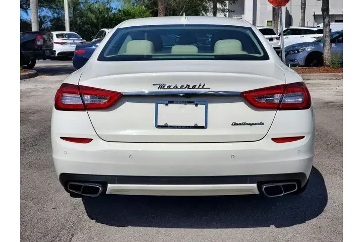 $18990 : Maserati Quattroporte 2014 S image 6