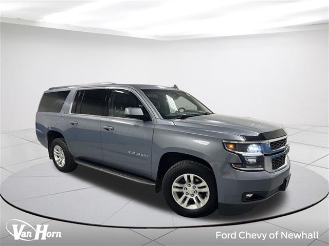 $18949 : Pre-Owned 2016 Suburban LT image 1