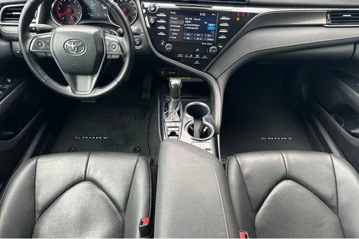 $22900 : Toyota Camry 2019 XSE 4dr Se image 6