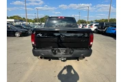 $15980 : 2014 RAM 1500 4WD Crew Cab 14 thumbnail