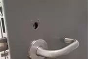 Instalación puertas /VENTANAS thumbnail
