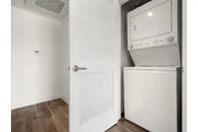 $1650 : Dormitorio completo en renta thumbnail