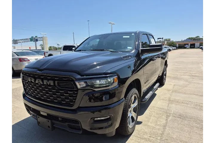 $35482 : Ram 1500 2025 4x2 Tradesman image 1