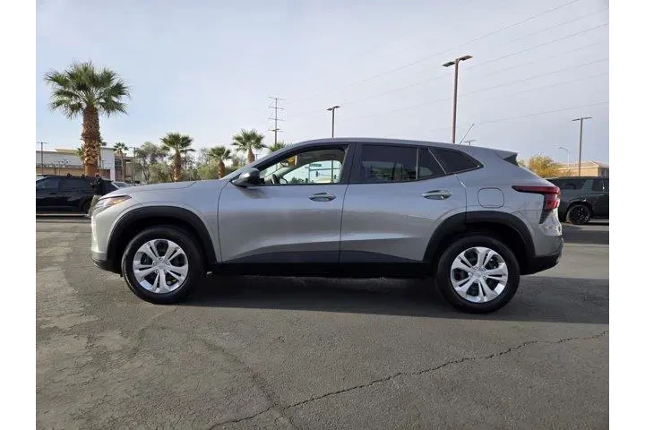 $19991 : Chevrolet Trax 2024 LS 4dr C image 3