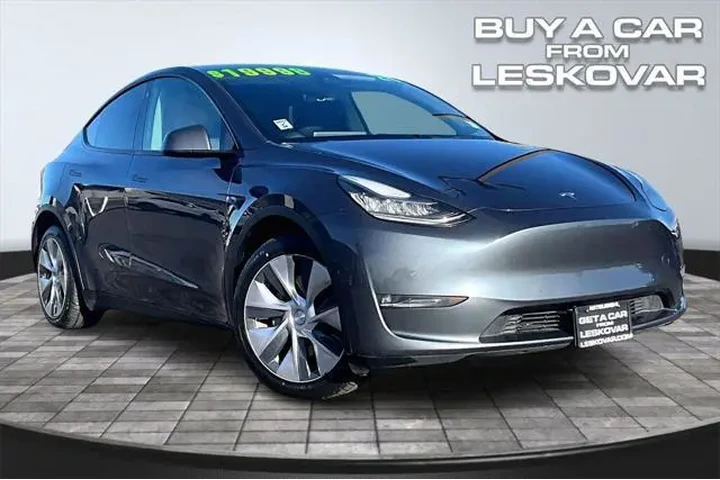 $18998 : Tesla Model Y 2021 AWD Long image 1