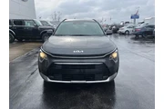 $22588 : Kia Niro 2023 EX 4dr Crossov thumbnail